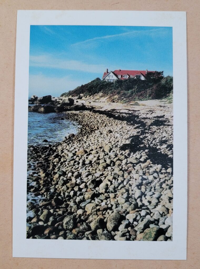 John E Melecsinsky (GIONNI) Photo Postcard 114. Rocky Beach Low Tide near the Castle Inn on Cornfield Point , Old Saybrook CT, Oct 1988